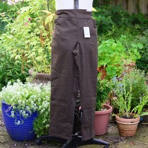 Croft & Barrow Brown "Effortless Stretch" Straight Leg Mid-Rise Pants NWT